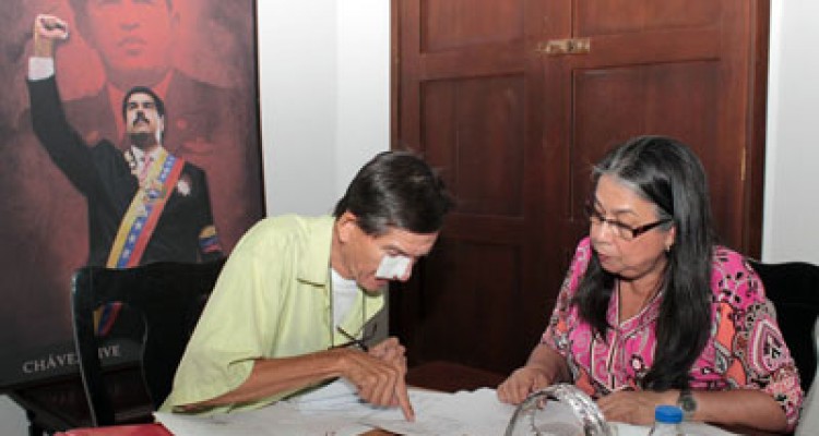 Primera combatiente entregó ayudas sociales 1 1872 13 c